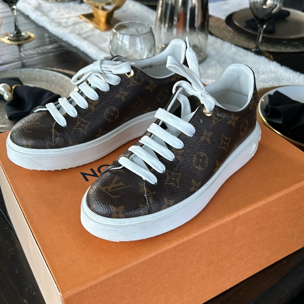 Louis Vuitton time out monogram sneakers